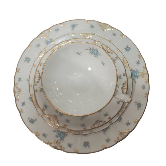 Rare Royal Crown Derby A1216 (Kensington) 8-Piece Tea/Lunch Set for 2 • Turquois - Picture 4 of 11